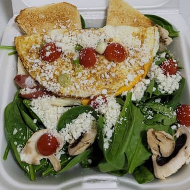 Omelet de Claras de Huevo con Ensalada