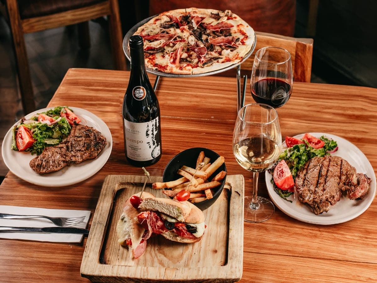 La Lupe Cocina de Brasa Providencia