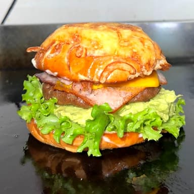 Combo. Hamburguesa Ambedo + Hot Dog Heaven