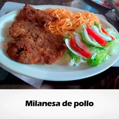 A La Carta Milanesa de Pollo