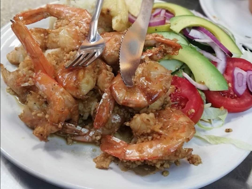 Camarones Al Mojo de Ajo 1/2 Orden