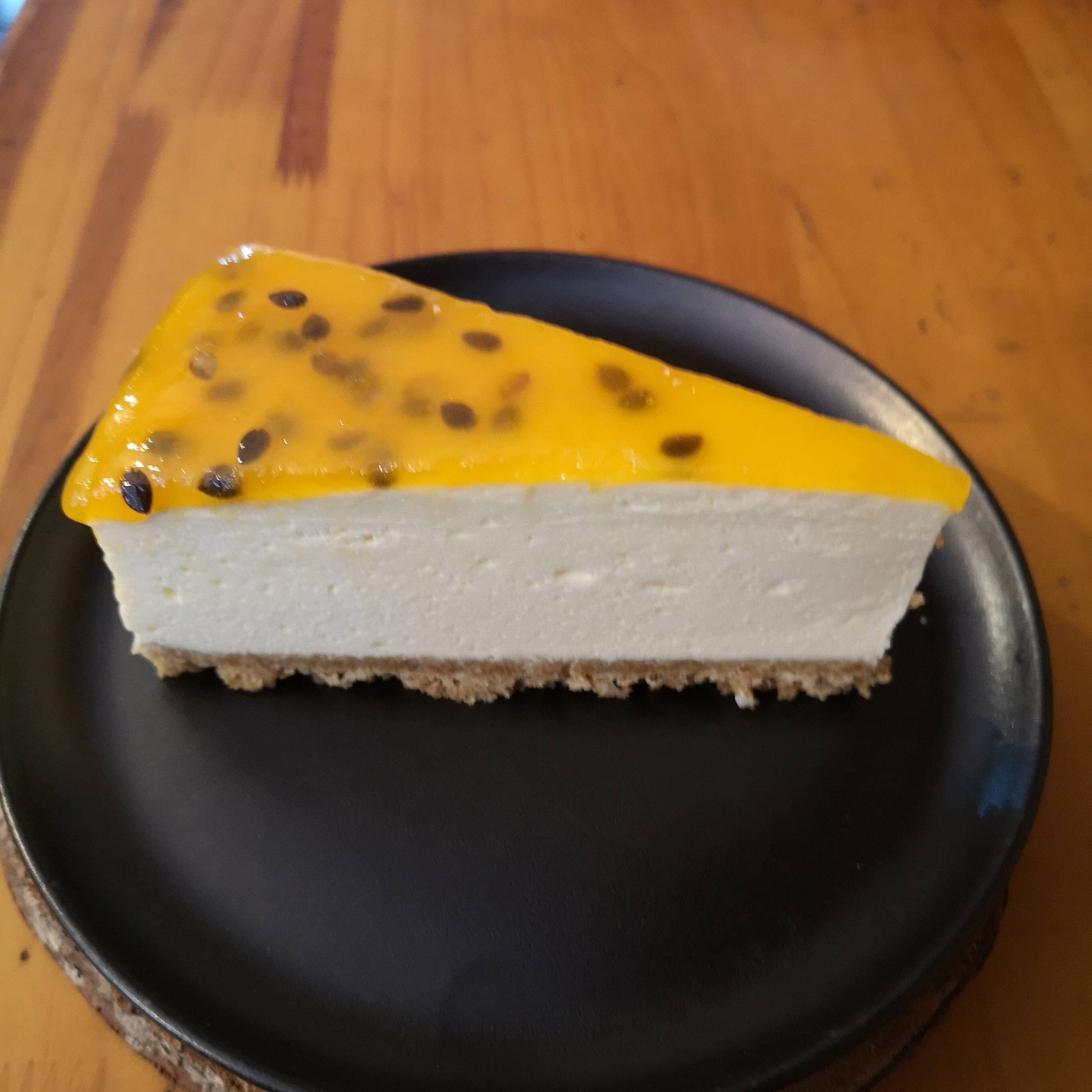 Cheesecake de Maracuyá Porción