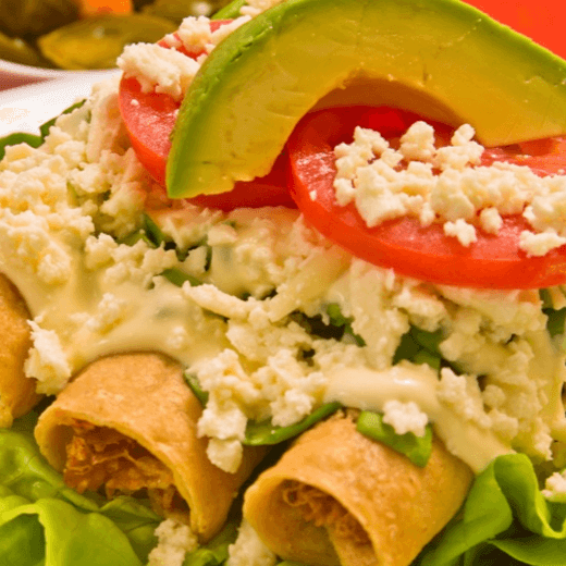 TACOS DORADOS DE POLLO