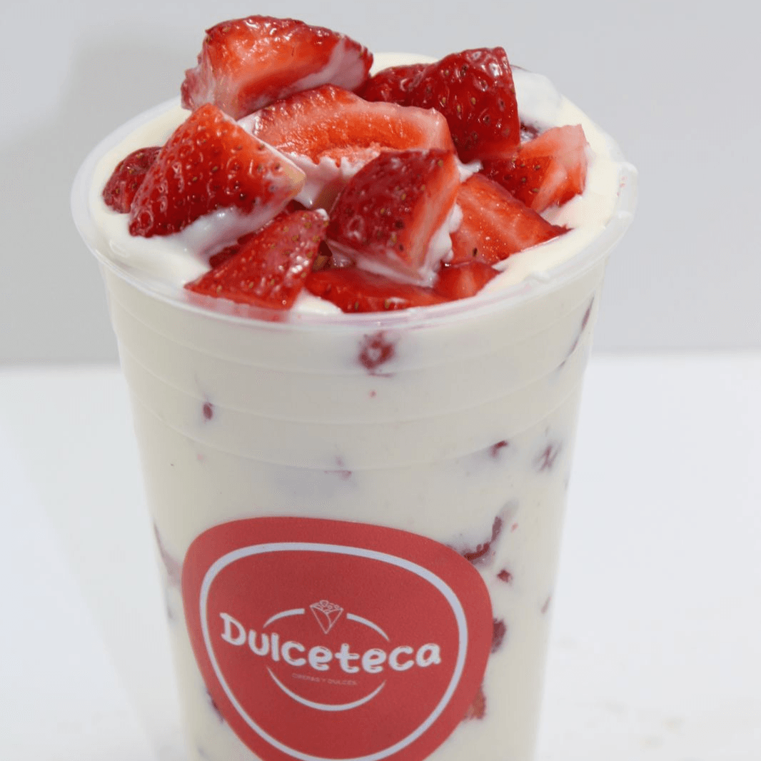Fresas con Crema y OREO Ch