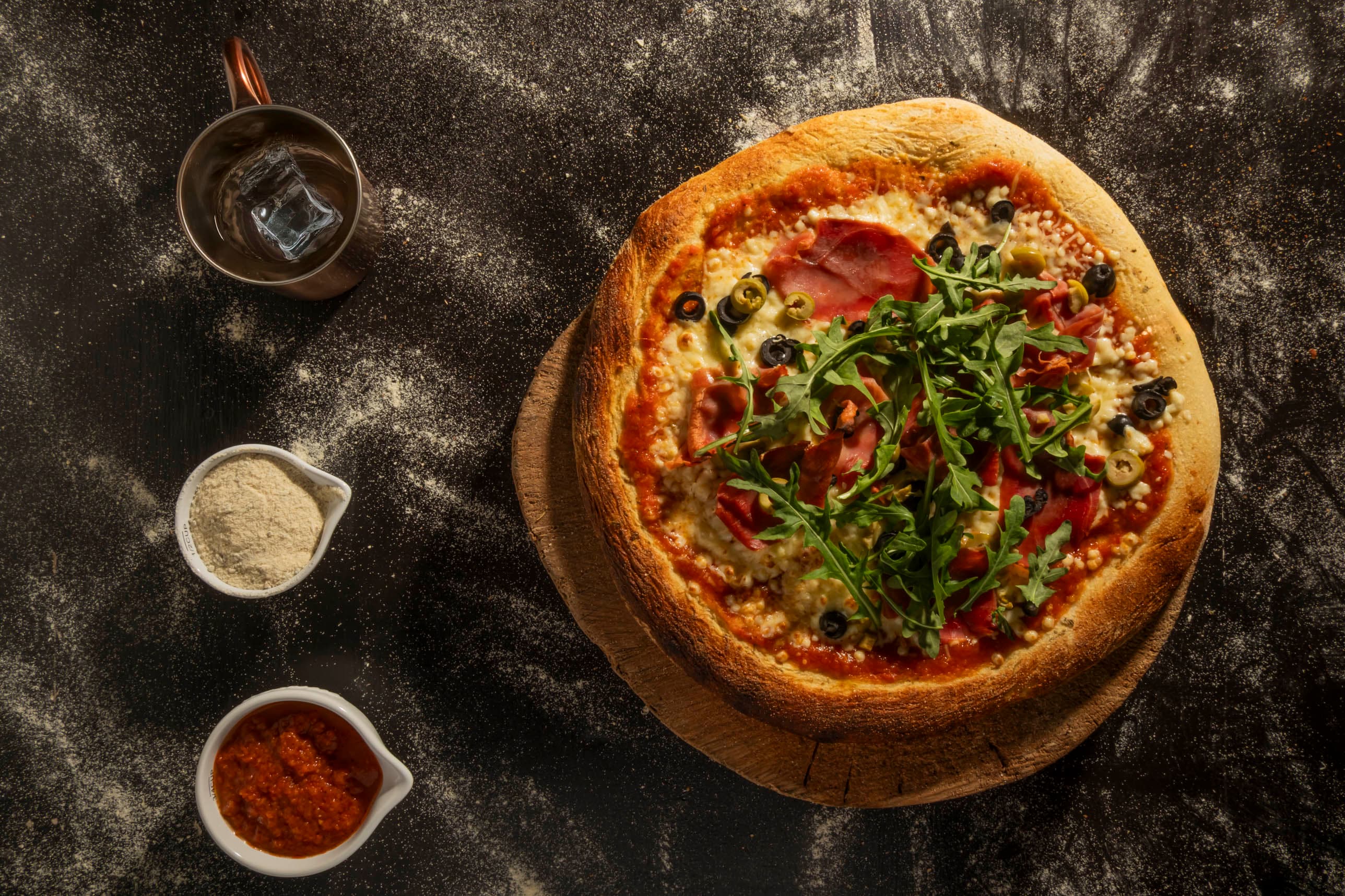 JAMON SERRANO CON ARUGULA