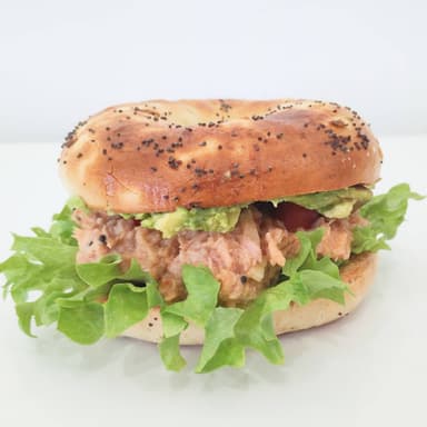Bagel de Atún al Chipotle