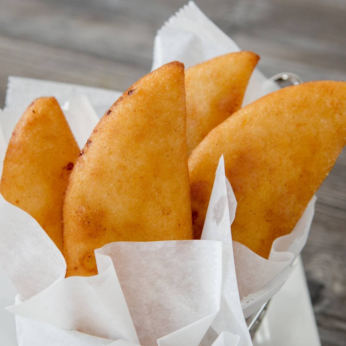 Empanada de Jamon y Queso