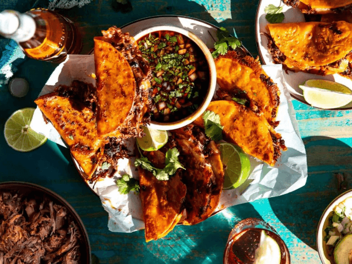La Perla Birrieria y Taqueria