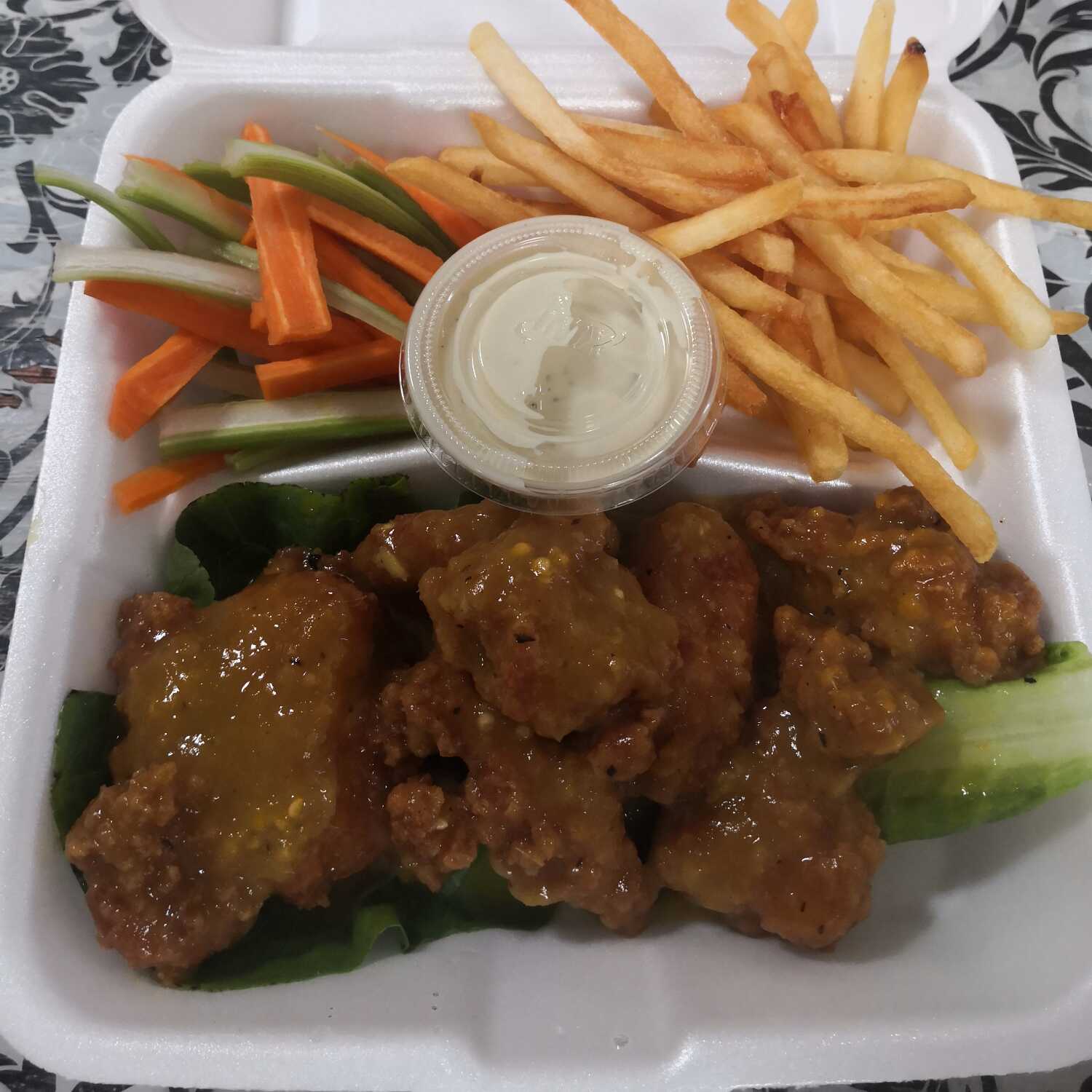 Orden de Boneless