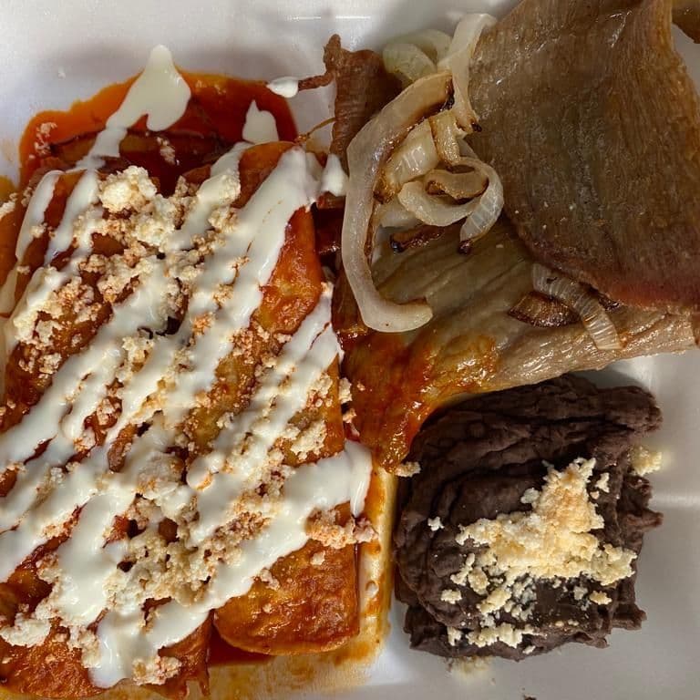 Combo entomatadas con cecina