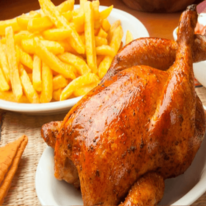 1 Pollo a Brasa con Papas y Cremas
