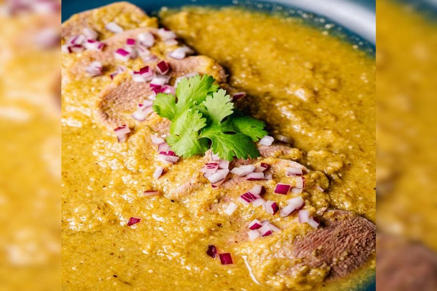 LENGUA EN SALSA VERDE