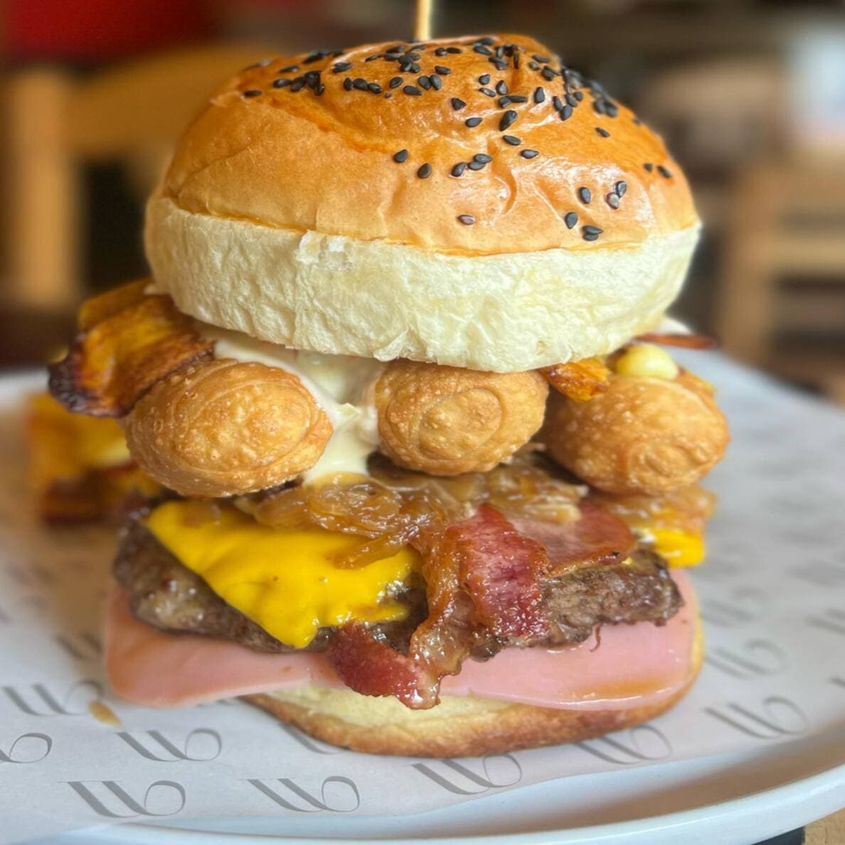 Yoyo Burger