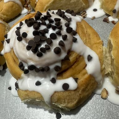 Roll Cubierto de Glass y Chispas de Chocolate