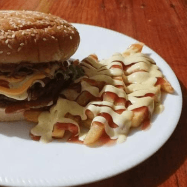 92B - Hamburguesa con Papas