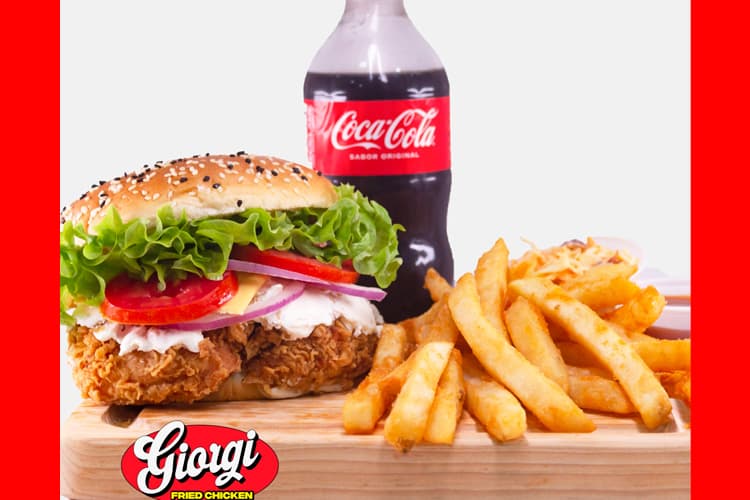Combo De Hamburguesa De Pollo