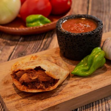 Gordita Carne en Adobo