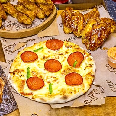 Combo Pizza clasica 4tj+6und alitas