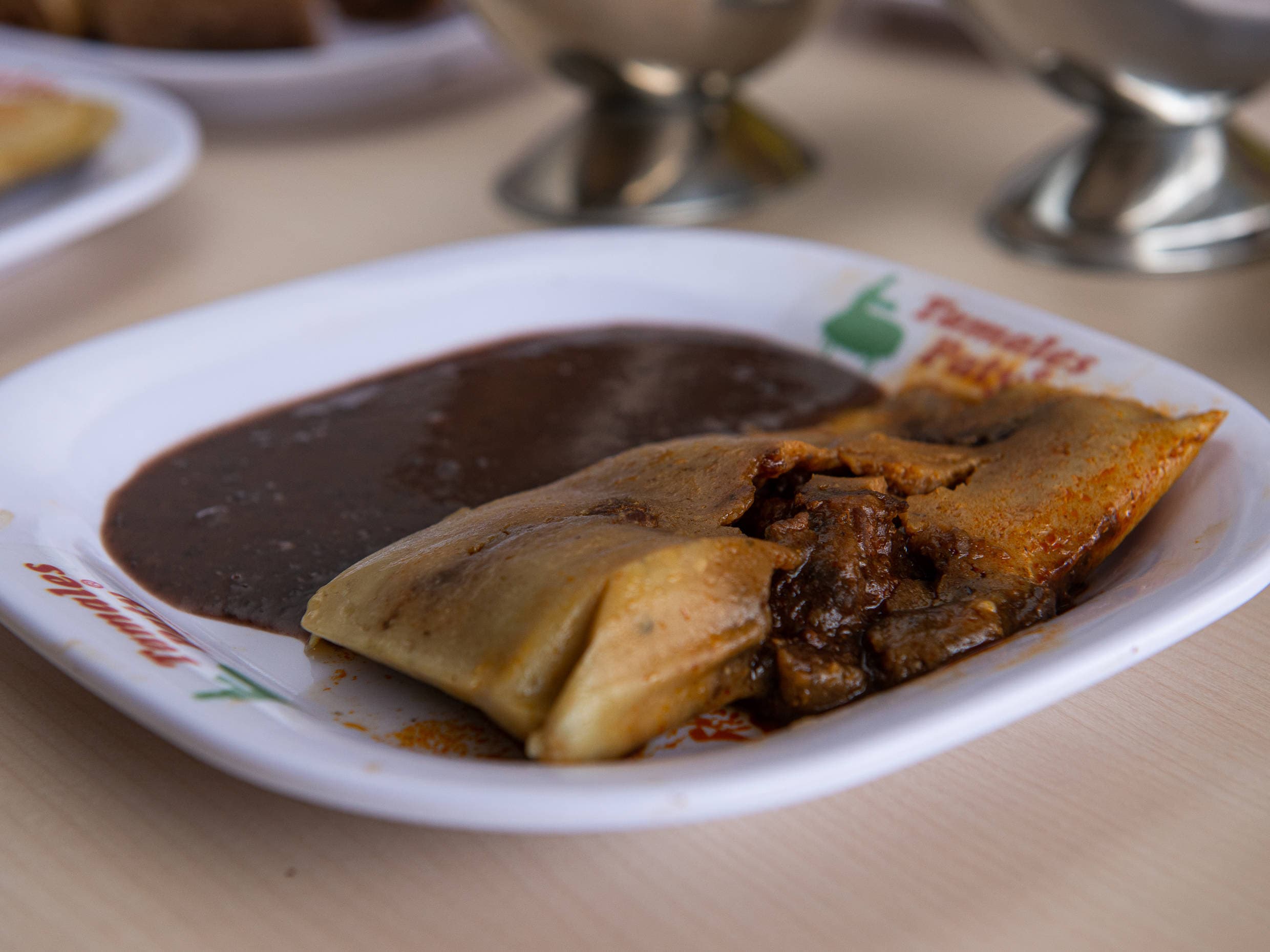 Tamal de Mole con Pollo