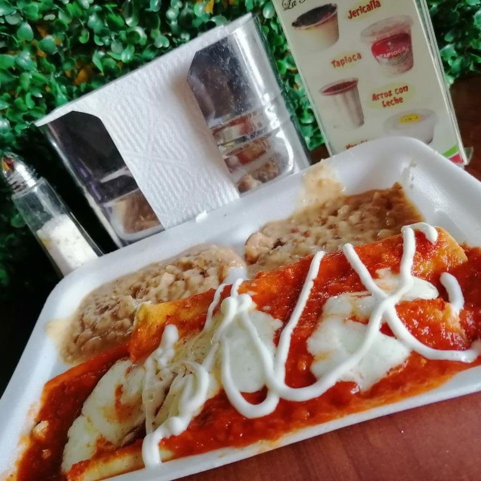 Enchiladas Rojas