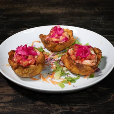 Canastas Patacón Rellenas de Ceviche