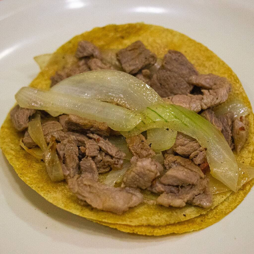 Taco de Carne Asada de Res