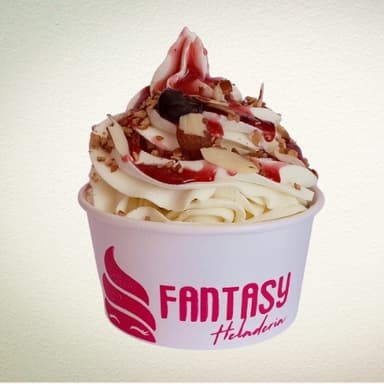 Frutos Rojos Sundae
