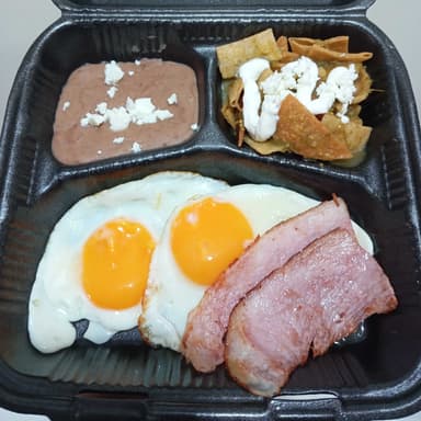 Huevos Estrellados Con Tocino