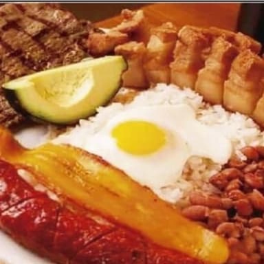 almuerzo tipico