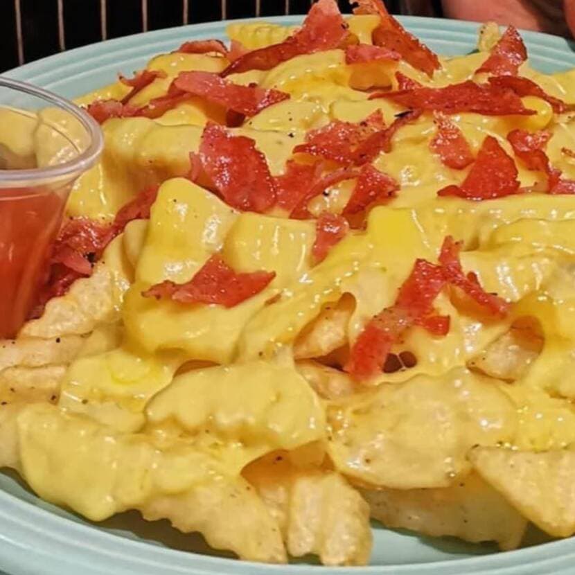 PAPAS TARTIFFLETE + REFRESCO