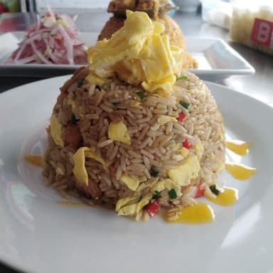 Arroz Chaufa de Pescado