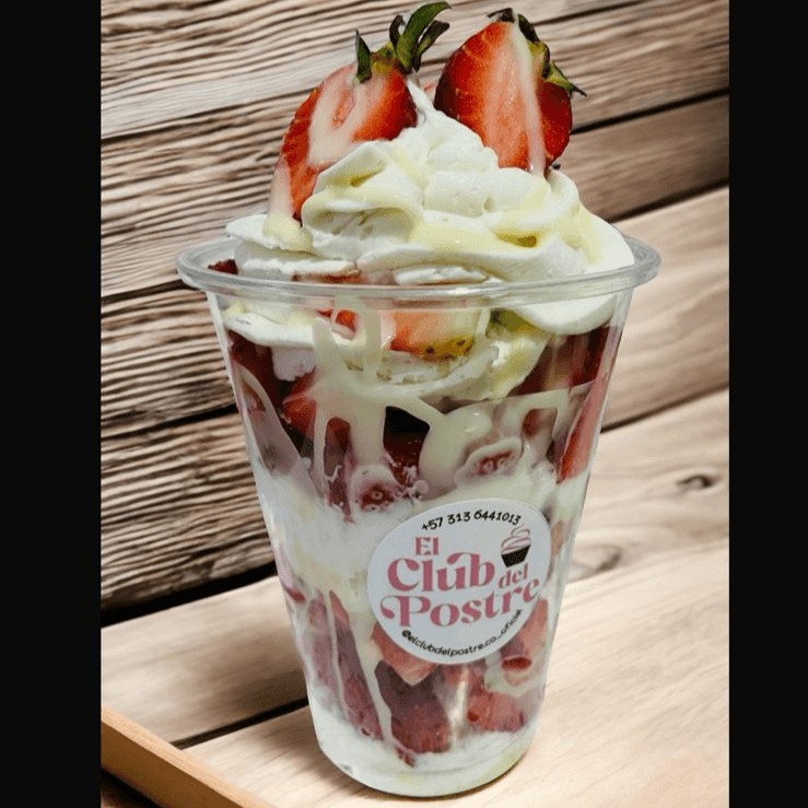 Fresas con Crema 16 Onzas