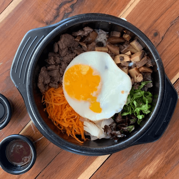 Bibimbab de Veggie Bulgogi o Pollo