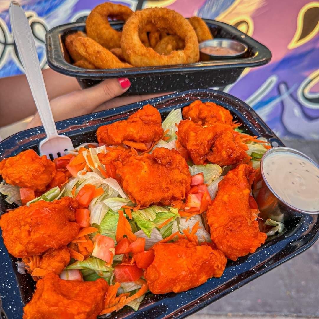 Ensalada Boneless