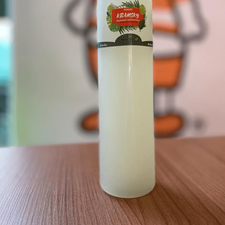 Agua Limon con Hierbabuena