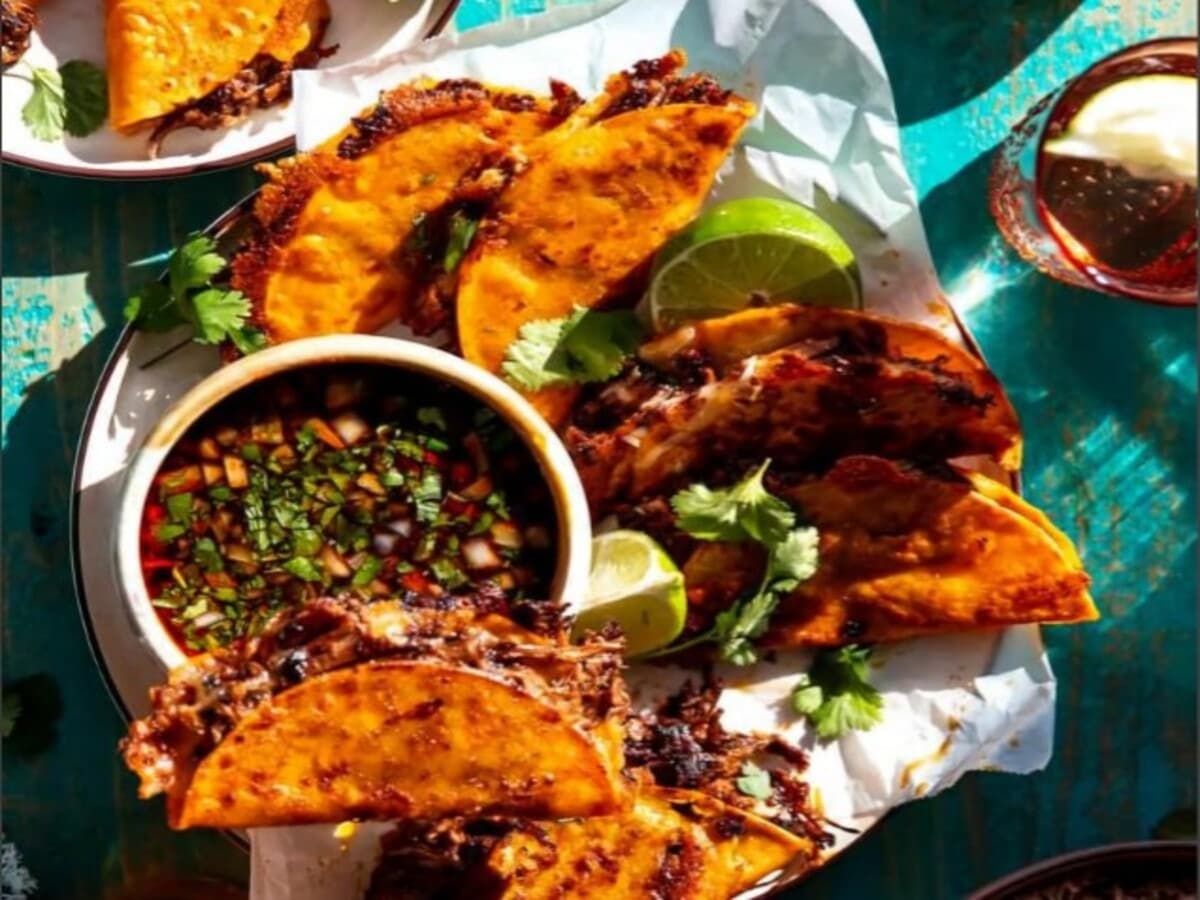 Birria "La Malcriada"