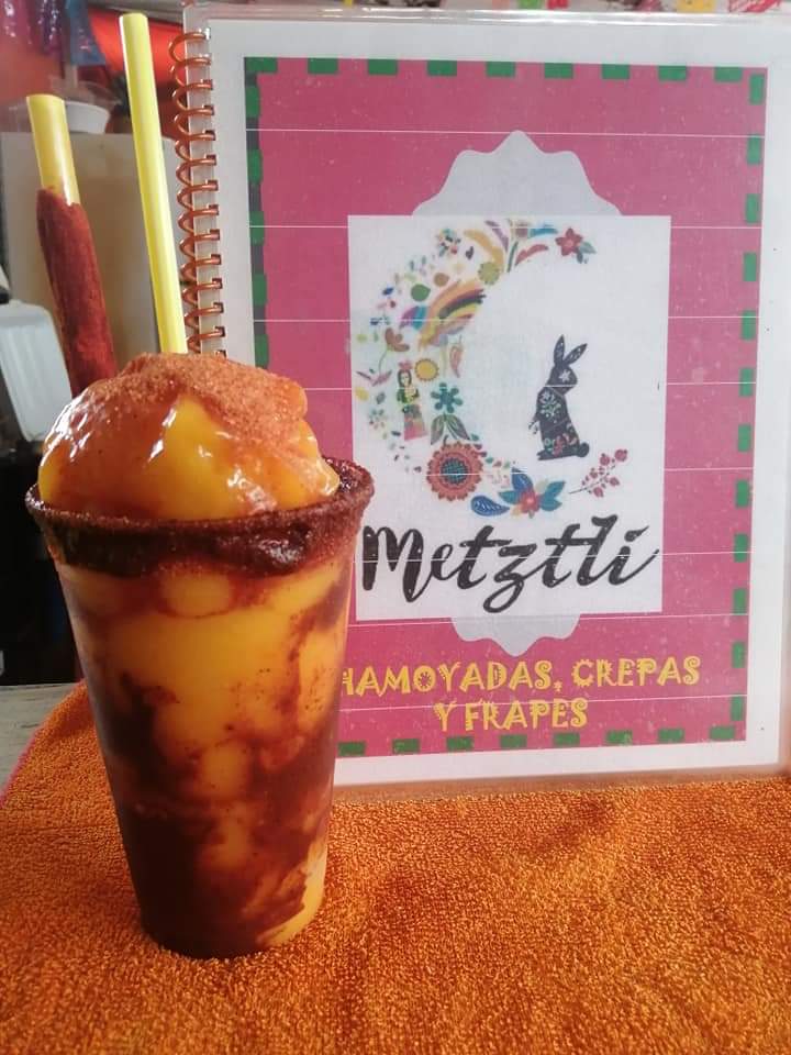 Chamoyadas, crepas y frapes “Metztli”