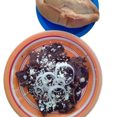 Chilaquiles de Frijol