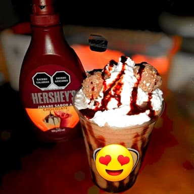 Frappé FERRERO Rocher (16oz)