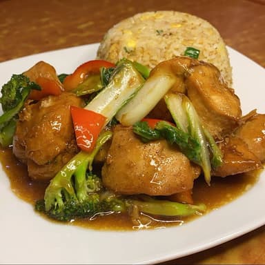 Pollo con Verduras