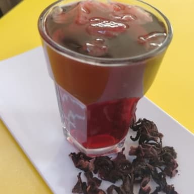 Agua de Jamaica 1/2 Litro
