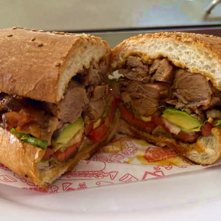 Torta de Chamorro Med. 400g.