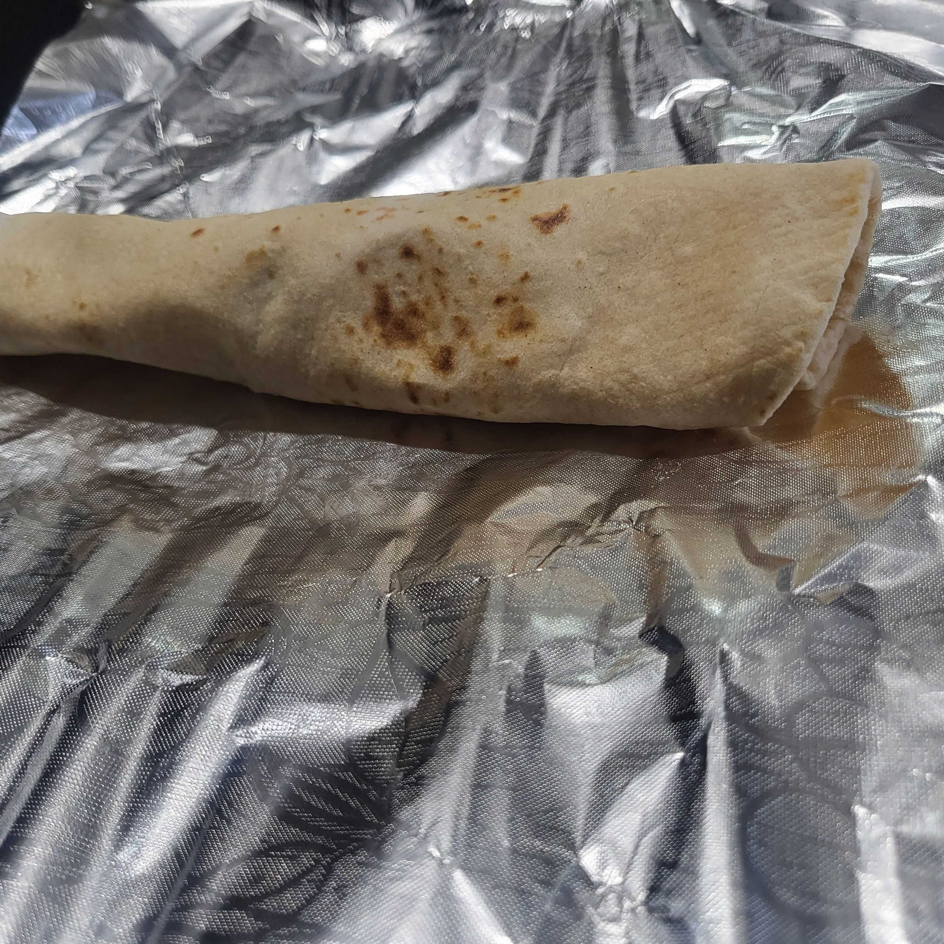 Burrito Deshebrada en Verde