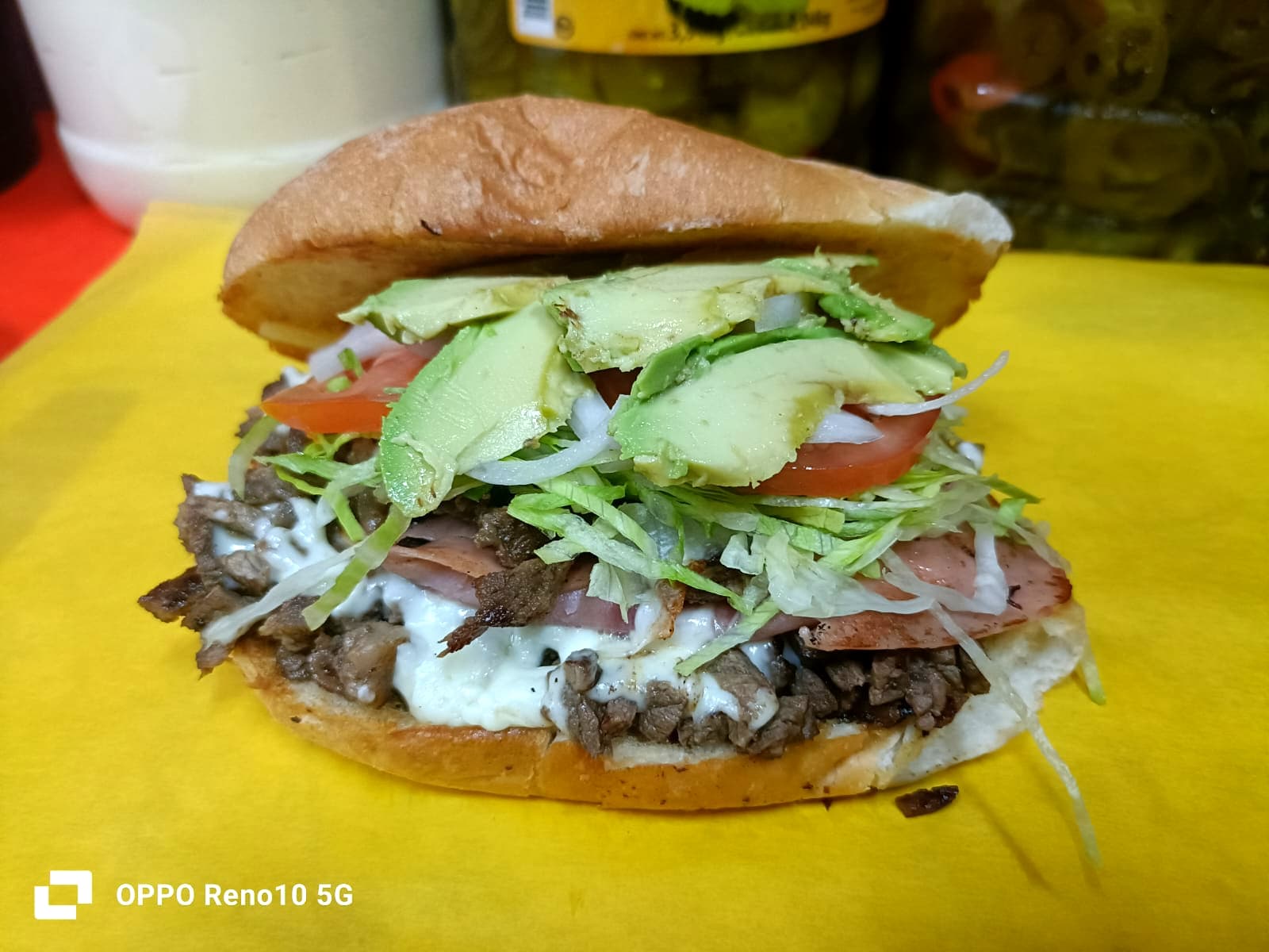 180 Grados Tortas y Hamburguesas