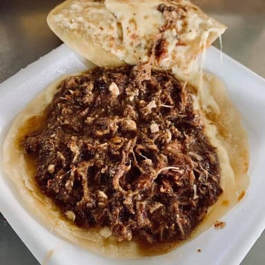 Quesadilla con Carne