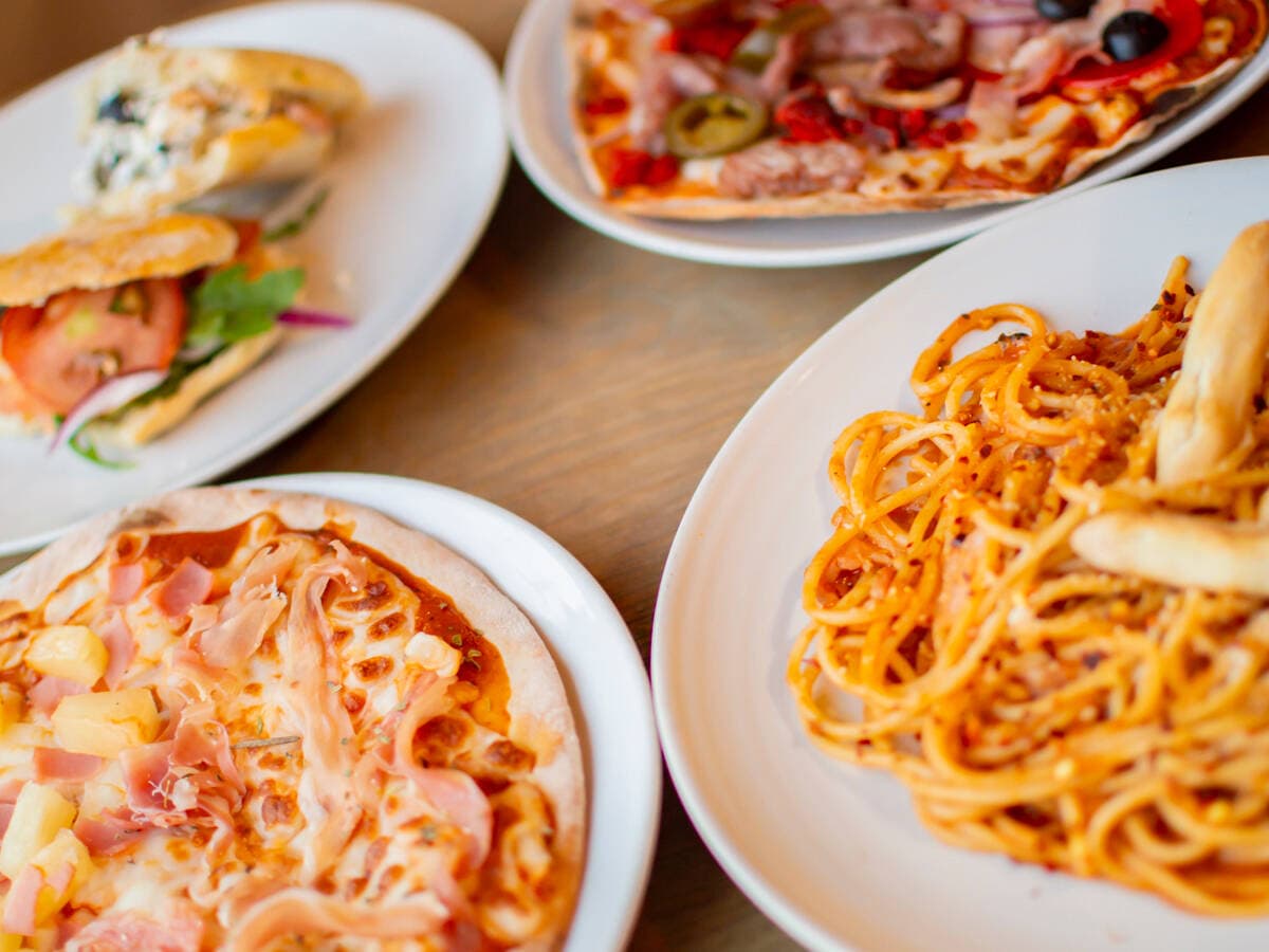 Frank's Pizza Shop
