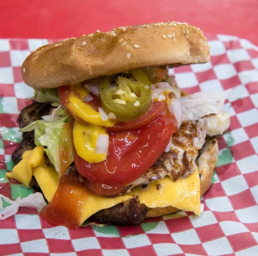 JUANIS BURGER (Suc.Valle de los Naranjos)