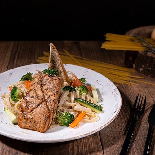 Fetuccini con salmón