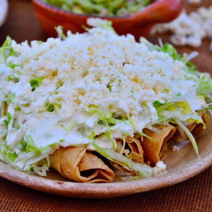 Orden de Tacos Dorados