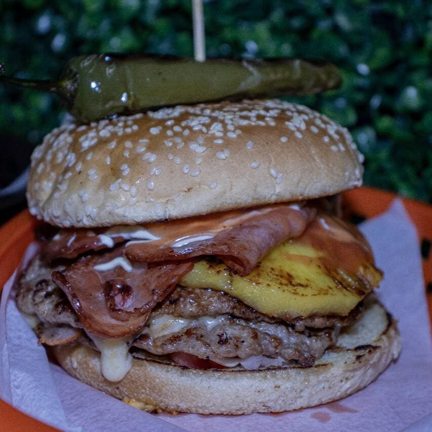 Especial Hawaiana (Carne 100% RES)